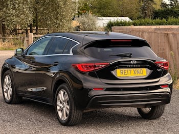 Used Infiniti Q30 2017 for sale - 79830652: Photo