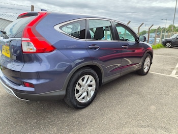 Used Honda CR-V 2015 for sale - 79257804: Photo