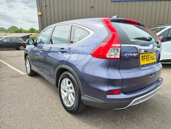 Used Honda CR-V 2015 for sale - 79257804: Photo
