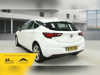 Used Vauxhall Astra 2018 for sale - 75987034: Photo