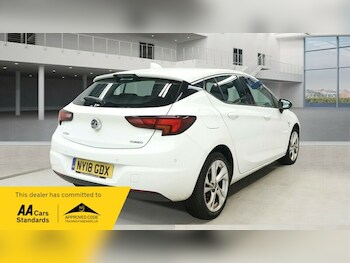 Used Vauxhall Astra 2018 for sale - 75987034: Photo