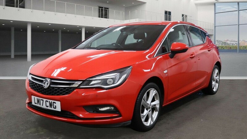 Used Vauxhall Astra 2017 for sale - 76974086: Photo 2