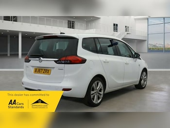 Used Vauxhall Zafira 2017 for sale - 77968101: Photo