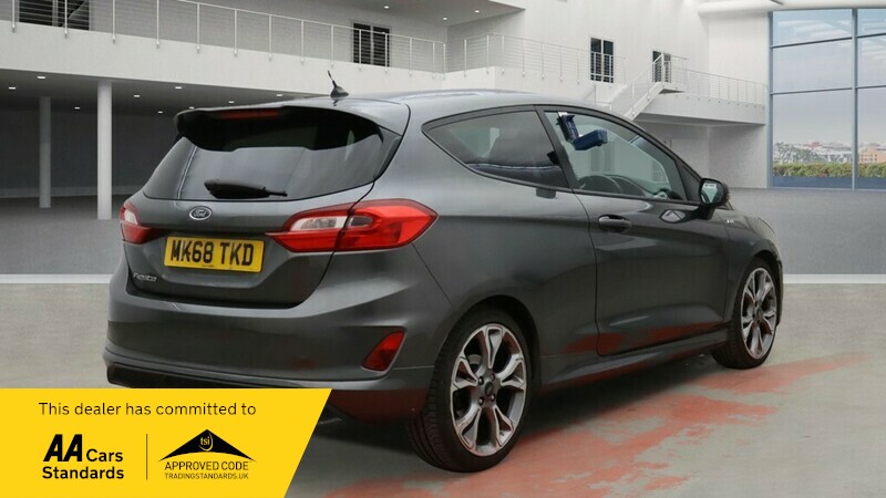 Used Ford Fiesta 2018 for sale - 76256904: Photo 4
