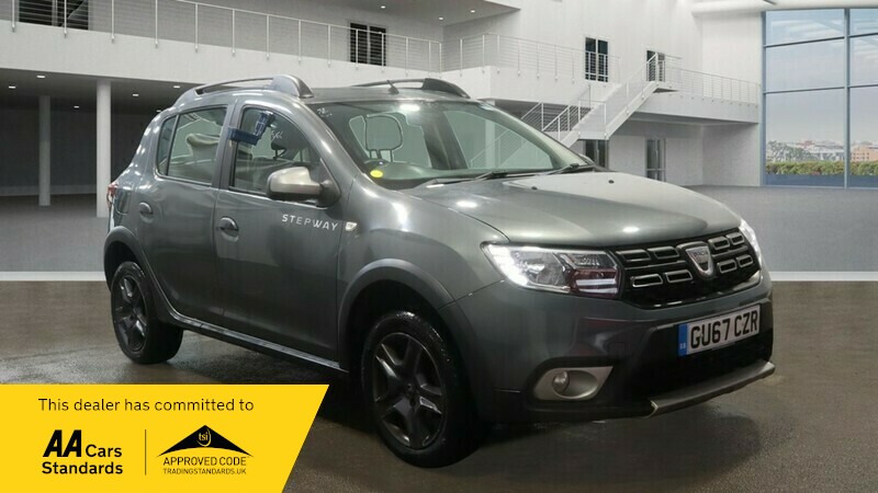 Used Dacia Sandero 2017 for sale - 76855328: Photo 1