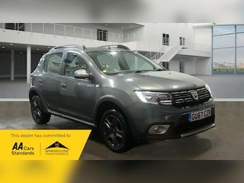 2017 - 0.9 TCe SE Summit 5dr