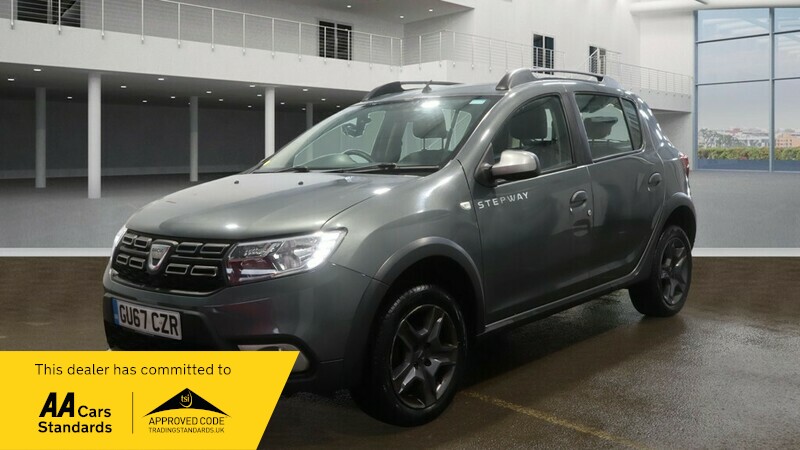 Used Dacia Sandero 2017 for sale - 76855328: Photo 2