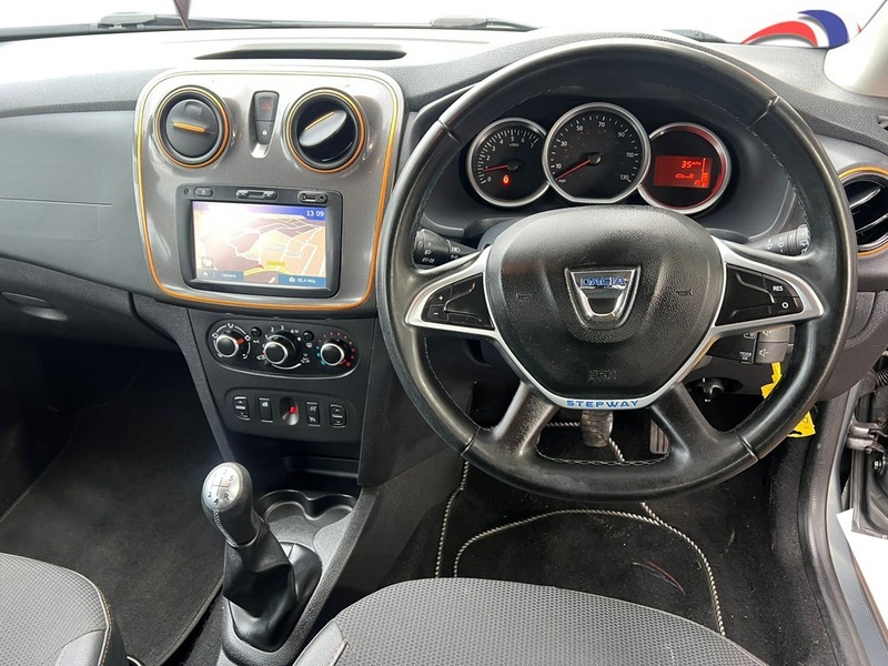 Used Dacia Sandero 2017 for sale - 76855328: Photo 30