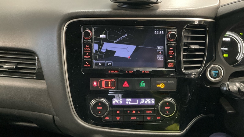 Used Mitsubishi Outlander 2016 for sale - 76962898: Photo 12