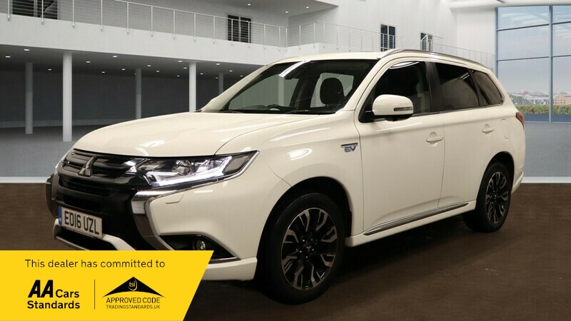 Used Mitsubishi Outlander 2016 for sale - 76962898: Photo 2