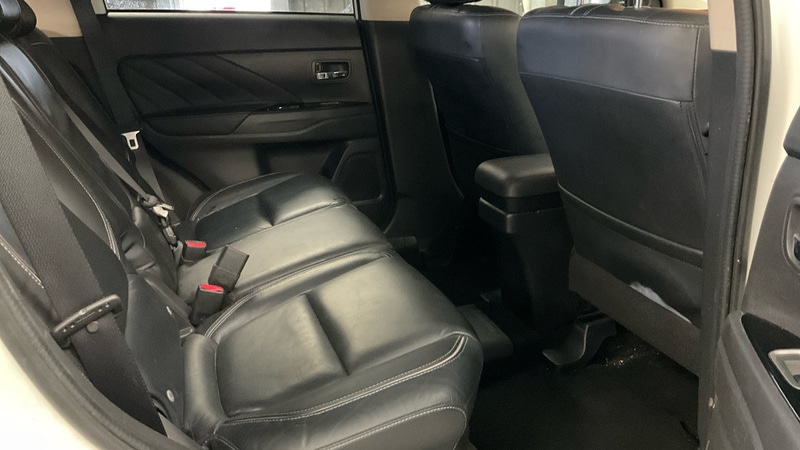 Used Mitsubishi Outlander 2016 for sale - 76962898: Photo 9