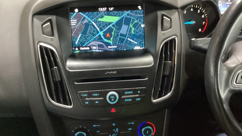 Used Ford Focus 2017 for sale - 76655586: Photo 12