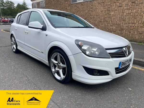 Used Vauxhall Astra 2010 for sale - 76245606: Photo 1