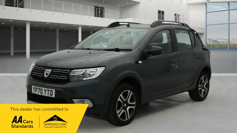 Used Dacia Sandero Stepway 2020 for sale - 76896683: Photo 2
