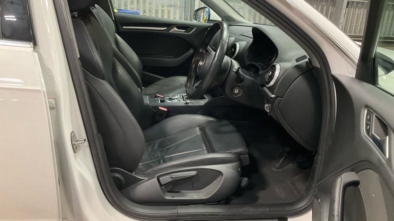 Used Audi A3 2018 for sale - 76643126: Photo 10