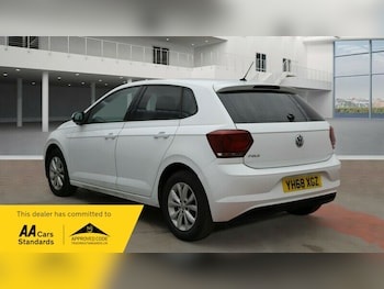 Used Volkswagen Polo 2018 for sale - 77328887: Photo
