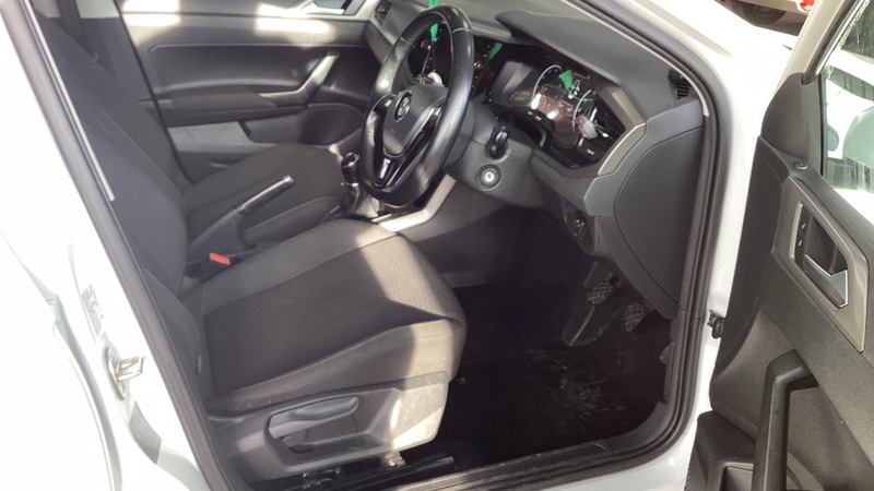 Used Volkswagen Polo 2018 for sale - 77328887: Photo 8