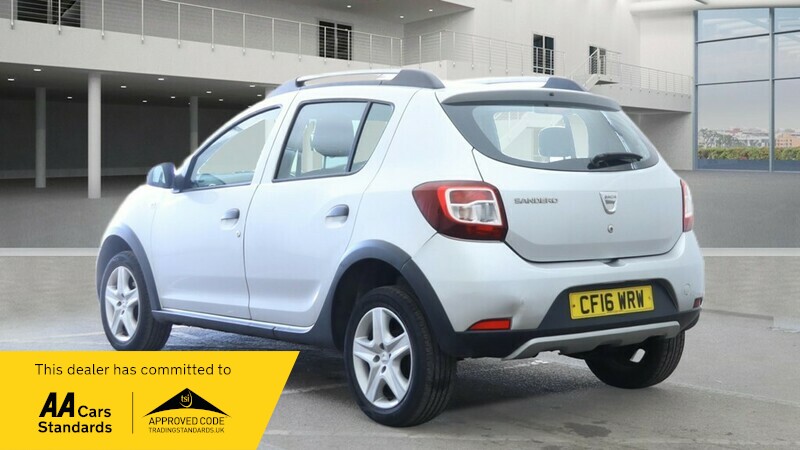 Used Dacia Sandero Stepway 2016 for sale - 78056830: Photo 3