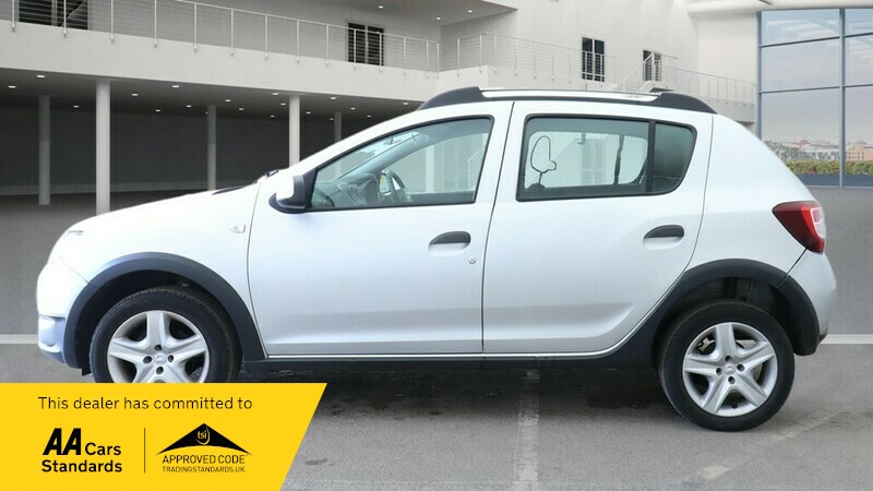 Used Dacia Sandero Stepway 2016 for sale - 78056830: Photo 7