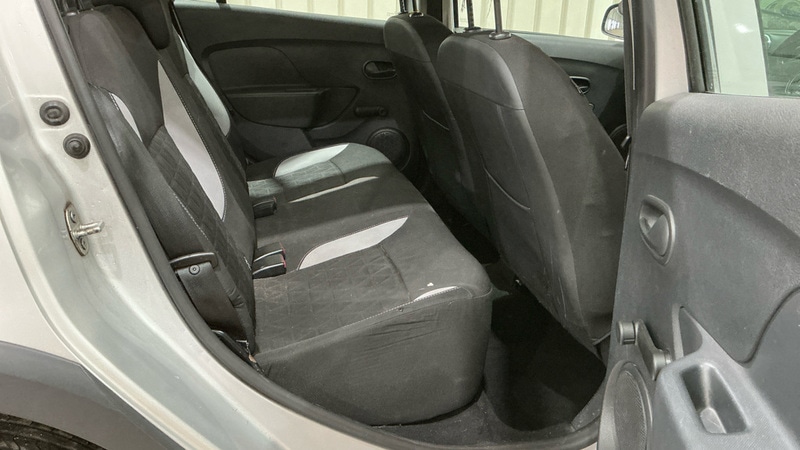 Used Dacia Sandero Stepway 2016 for sale - 78056830: Photo 8