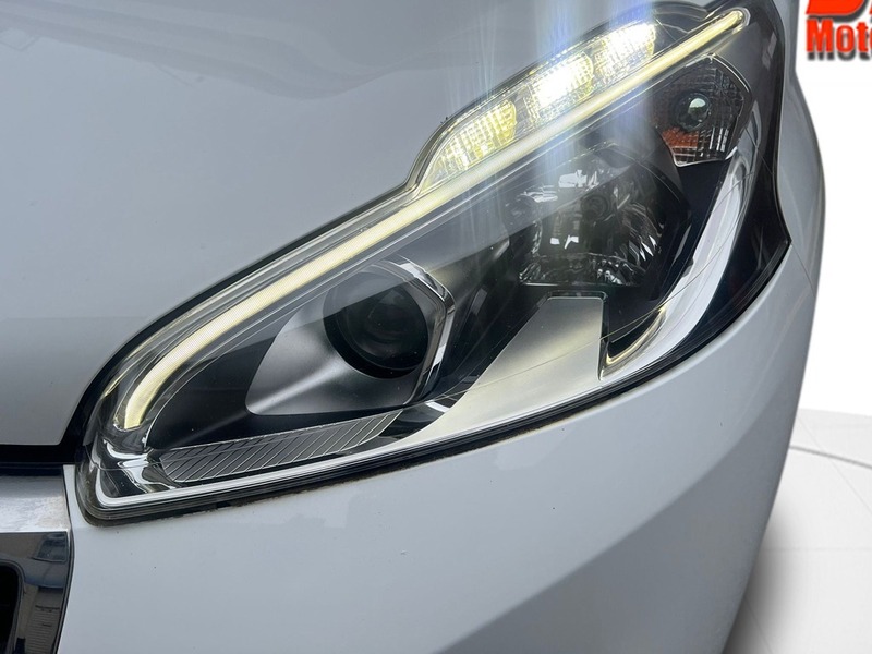 Used Peugeot 208 2017 for sale - 76148452: Photo 19