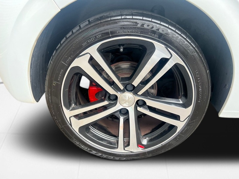 Used Peugeot 208 2017 for sale - 76148452: Photo 21