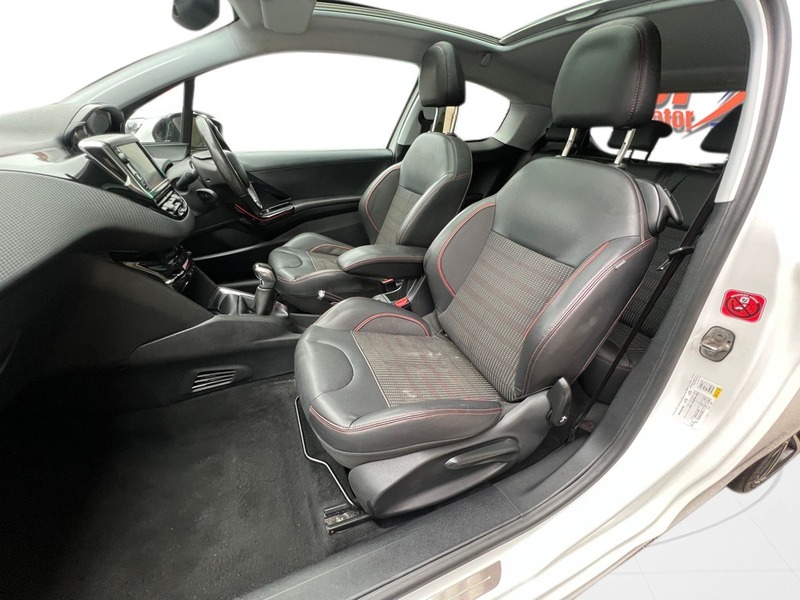 Used Peugeot 208 2017 for sale - 76148452: Photo 28