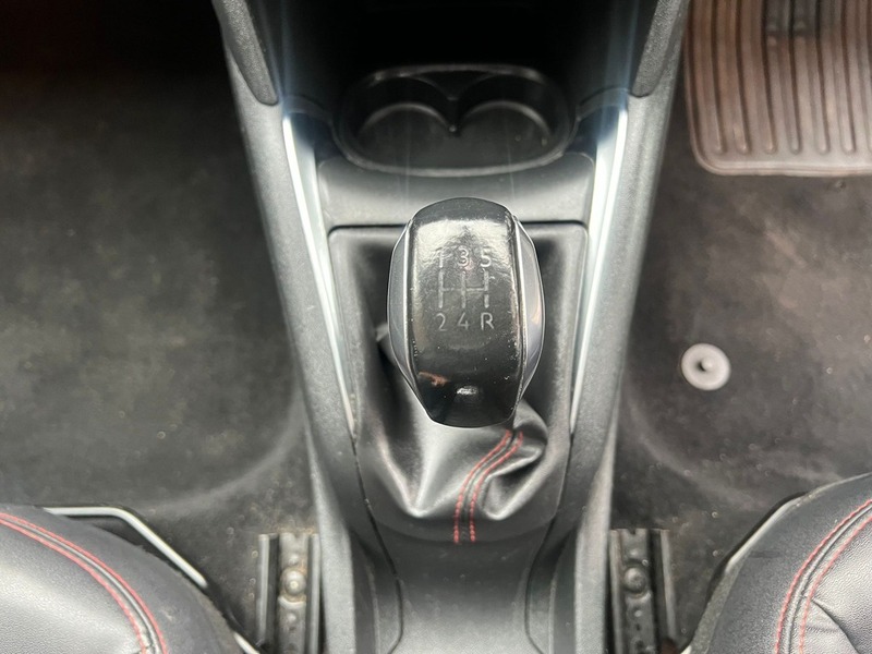 Used Peugeot 208 2017 for sale - 76148452: Photo 41