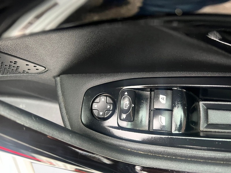 Used Peugeot 208 2017 for sale - 76148452: Photo 45