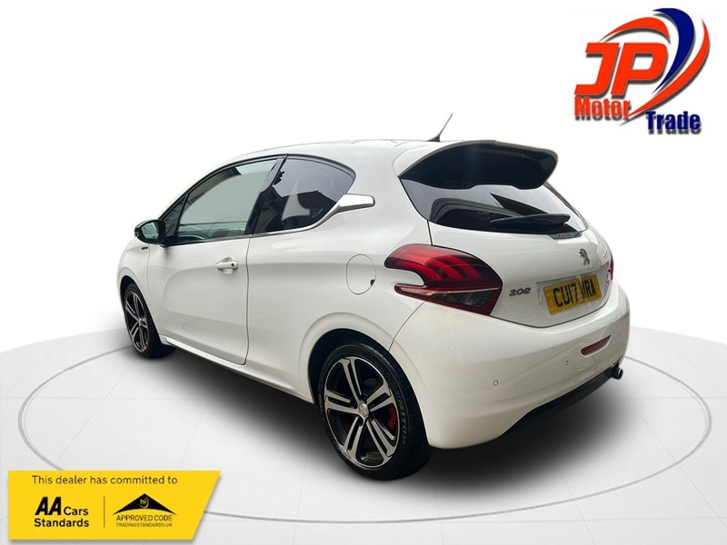 Used Peugeot 208 2017 for sale - 76148452: Photo 8