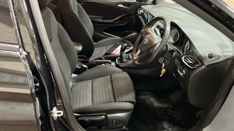 Used Vauxhall Astra 2018 for sale - 76950884: Photo 10