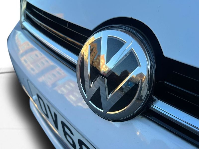 Used Volkswagen Golf 2018 for sale - 76643127: Photo 26