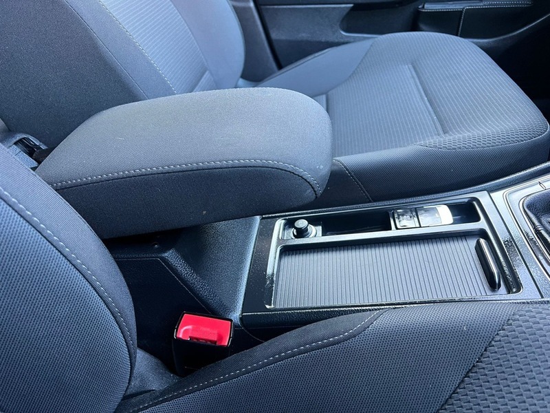 Used Volkswagen Golf 2018 for sale - 76643127: Photo 45