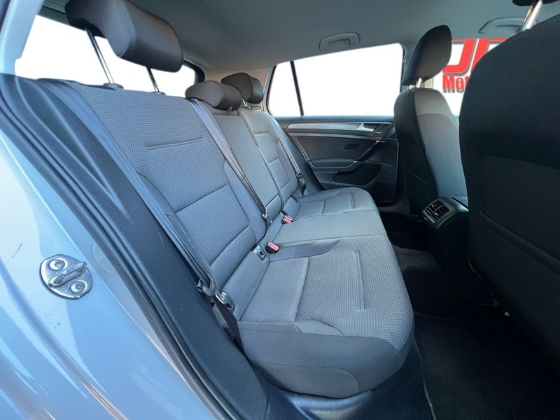 Used Volkswagen Golf 2018 for sale - 76643127: Photo 46