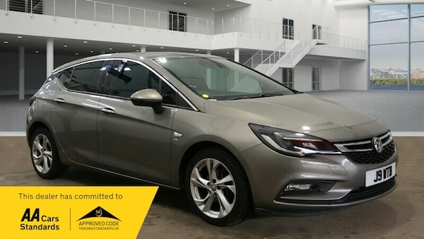 Used Vauxhall Astra 2016 for sale - 76211025: Photo 1