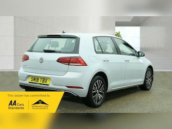 Used Volkswagen Golf 2018 for sale - 78345299: Photo