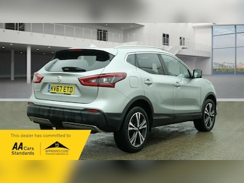 Used Nissan Qashqai 2017 for sale - 77547969: Photo
