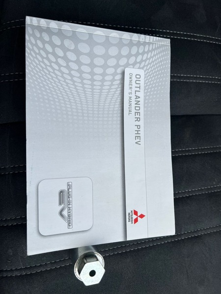 Used Mitsubishi Outlander 2015 for sale - 75924418: Photo 24