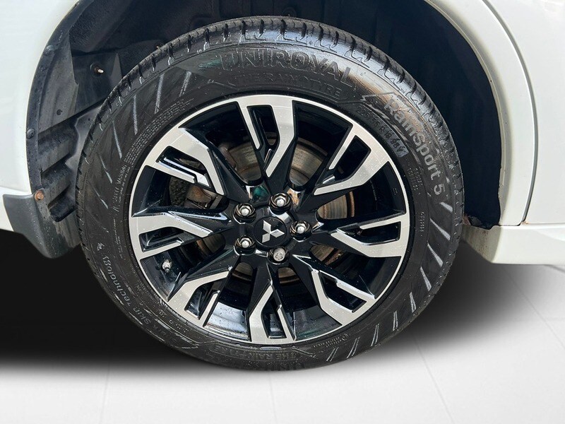 Used Mitsubishi Outlander 2015 for sale - 75924418: Photo 28