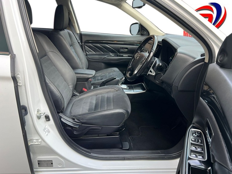 Used Mitsubishi Outlander 2015 for sale - 75924418: Photo 33