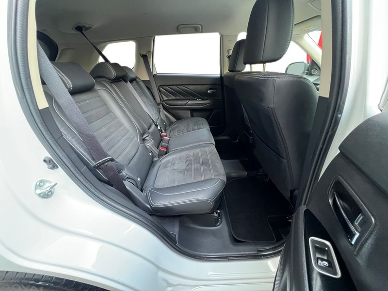 Used Mitsubishi Outlander 2015 for sale - 75924418: Photo 38
