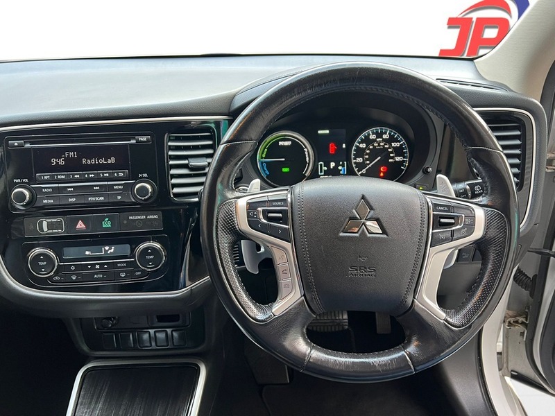 Used Mitsubishi Outlander 2015 for sale - 75924418: Photo 42