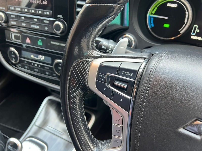 Used Mitsubishi Outlander 2015 for sale - 75924418: Photo 44