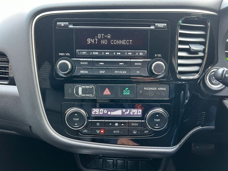 Used Mitsubishi Outlander 2015 for sale - 75924418: Photo 48