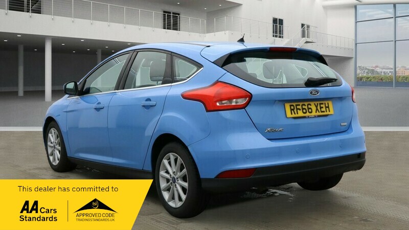 Used Ford Focus 2017 for sale - 76643142: Photo 2