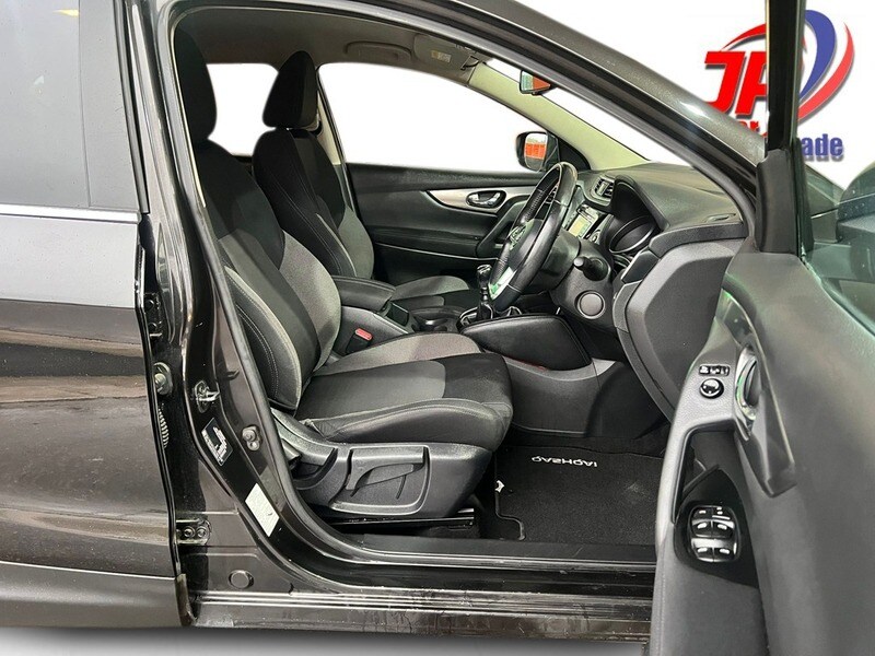 Used Nissan Qashqai 2017 for sale - 75833289: Photo 29