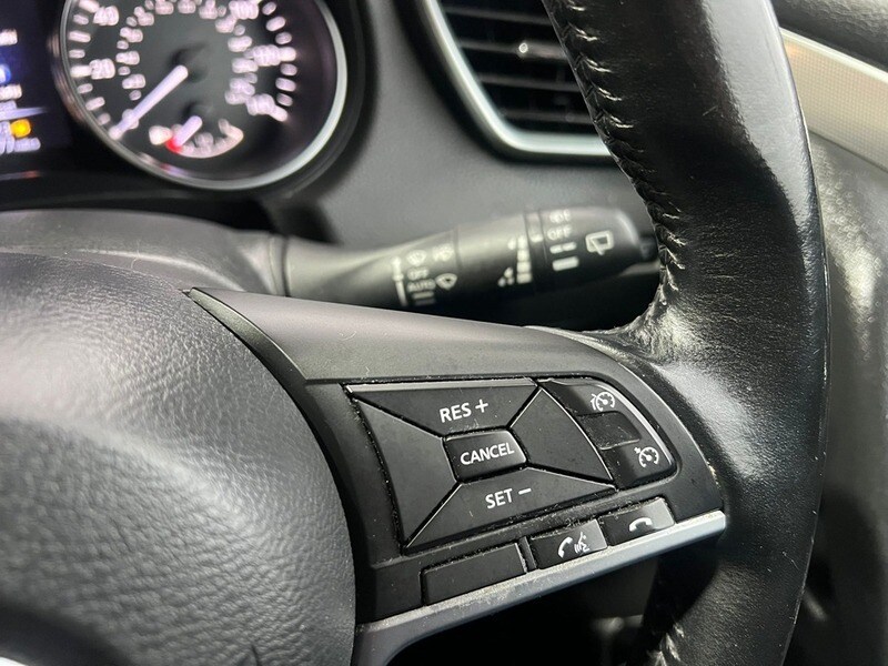 Used Nissan Qashqai 2017 for sale - 75833289: Photo 40