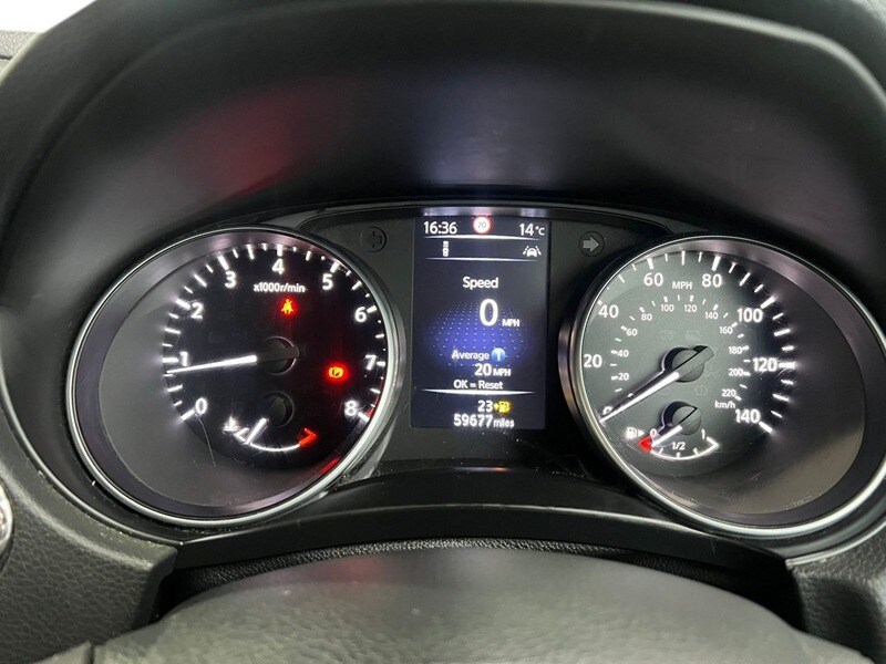 Used Nissan Qashqai 2017 for sale - 75833289: Photo 41