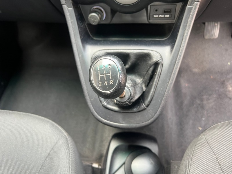 Used Hyundai i10 2012 for sale - 76346120: Photo 12