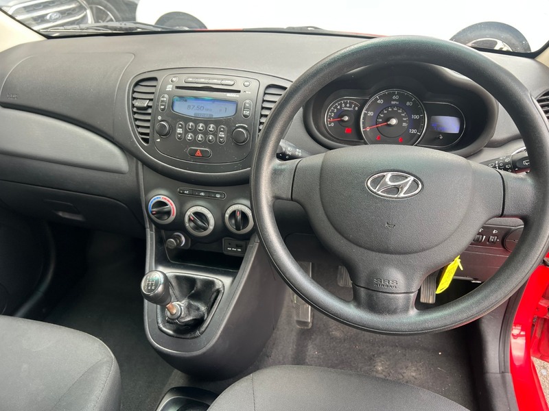 Used Hyundai i10 2012 for sale - 76346120: Photo 9